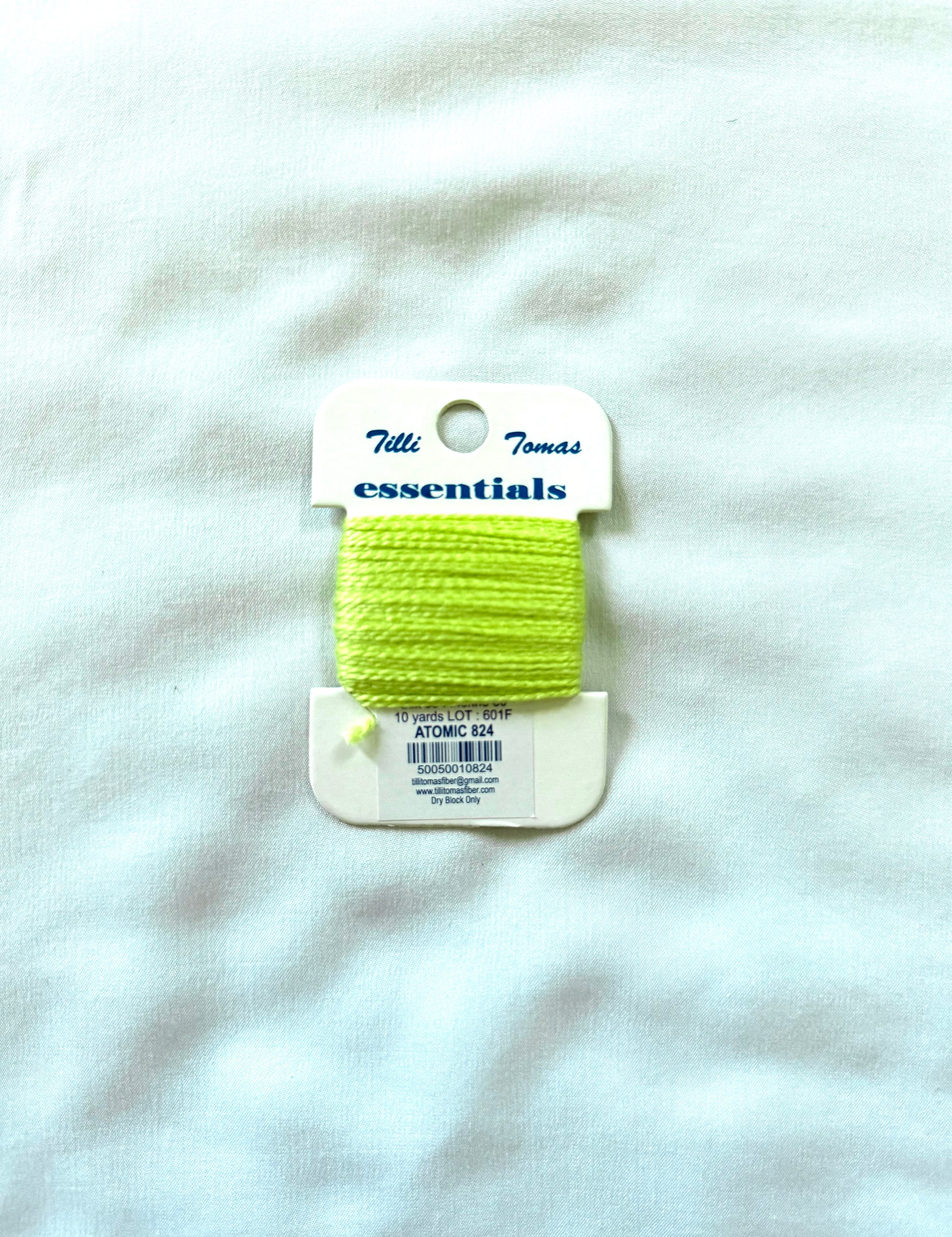 Essentials Card - Atomic (824)