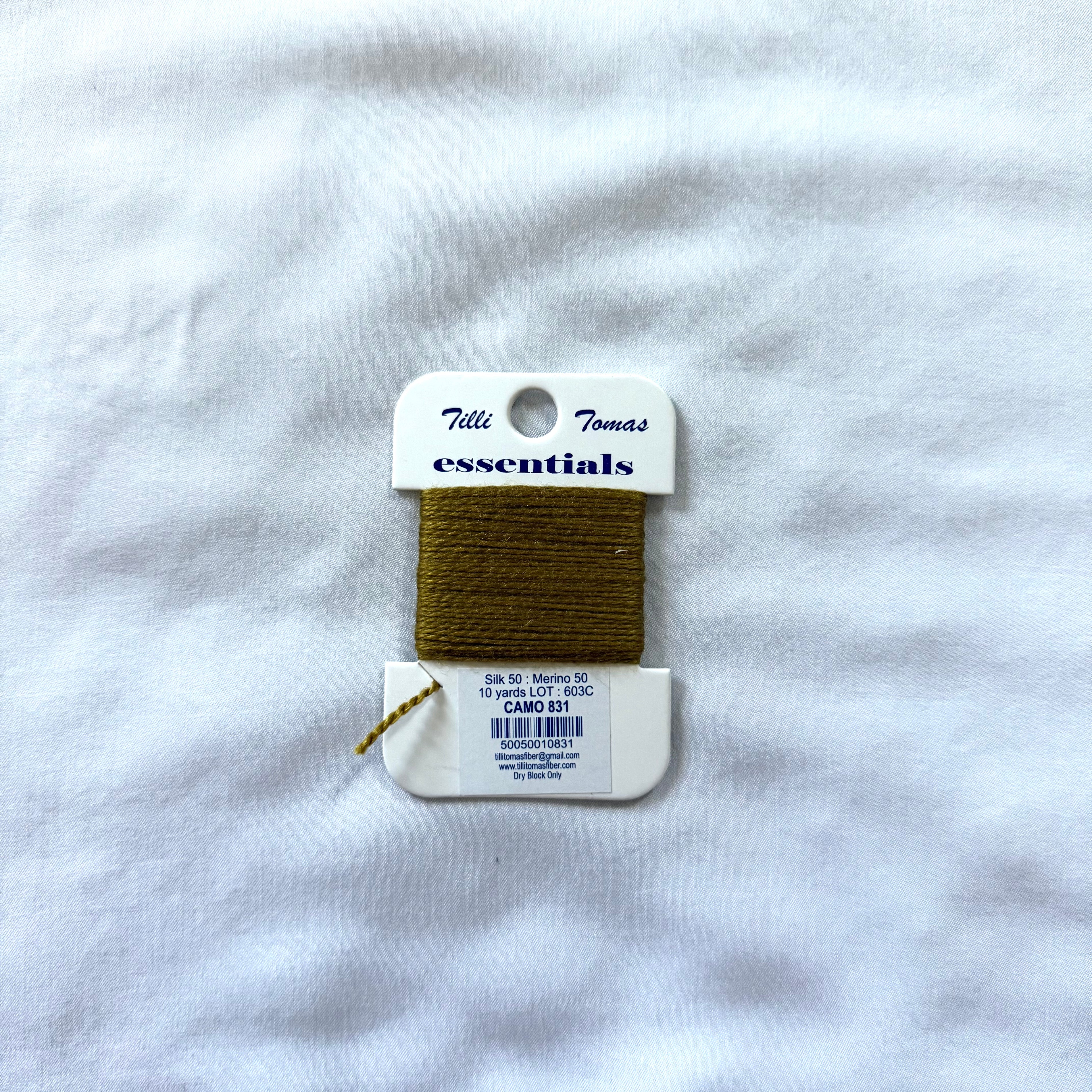 Essentials Card - Camo (831)