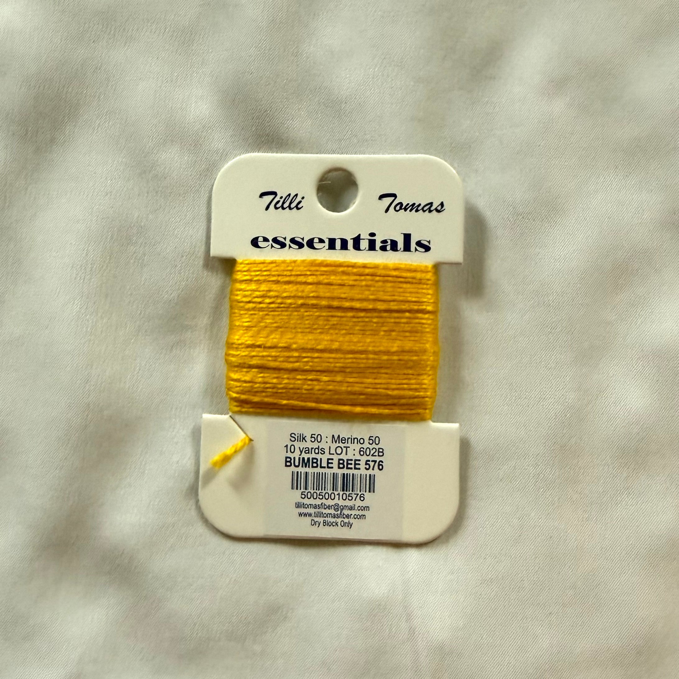 Essentials Card - Bumble Bee (576)