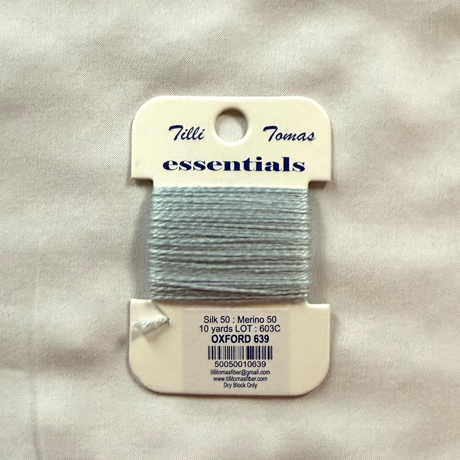 Essentials Card - Oxford (639)
