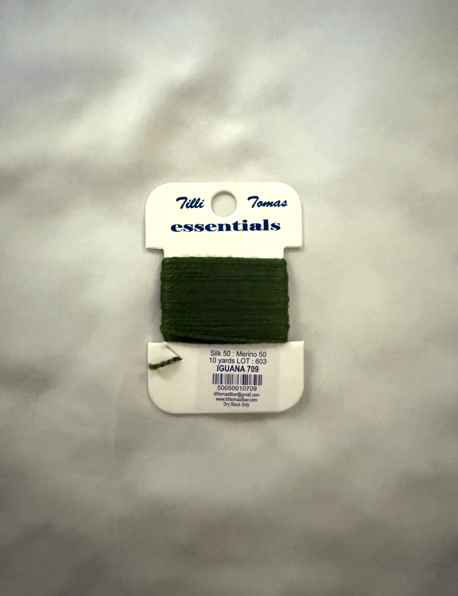Essentials Card - Iguana (709)