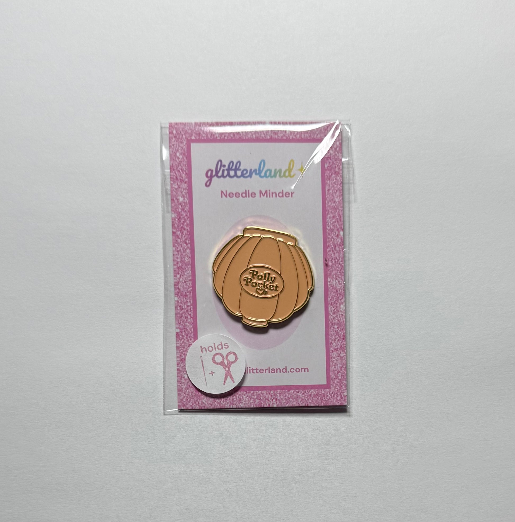Shell Compact Needle Minder