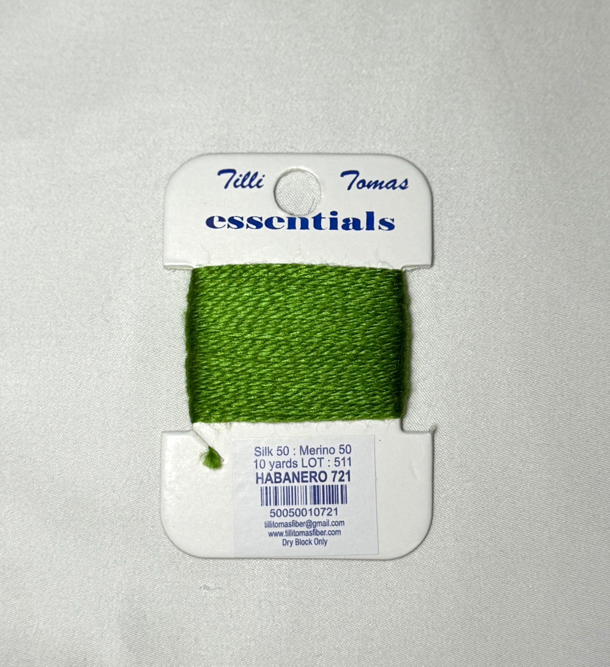 Essentials Card - Habanero (721)