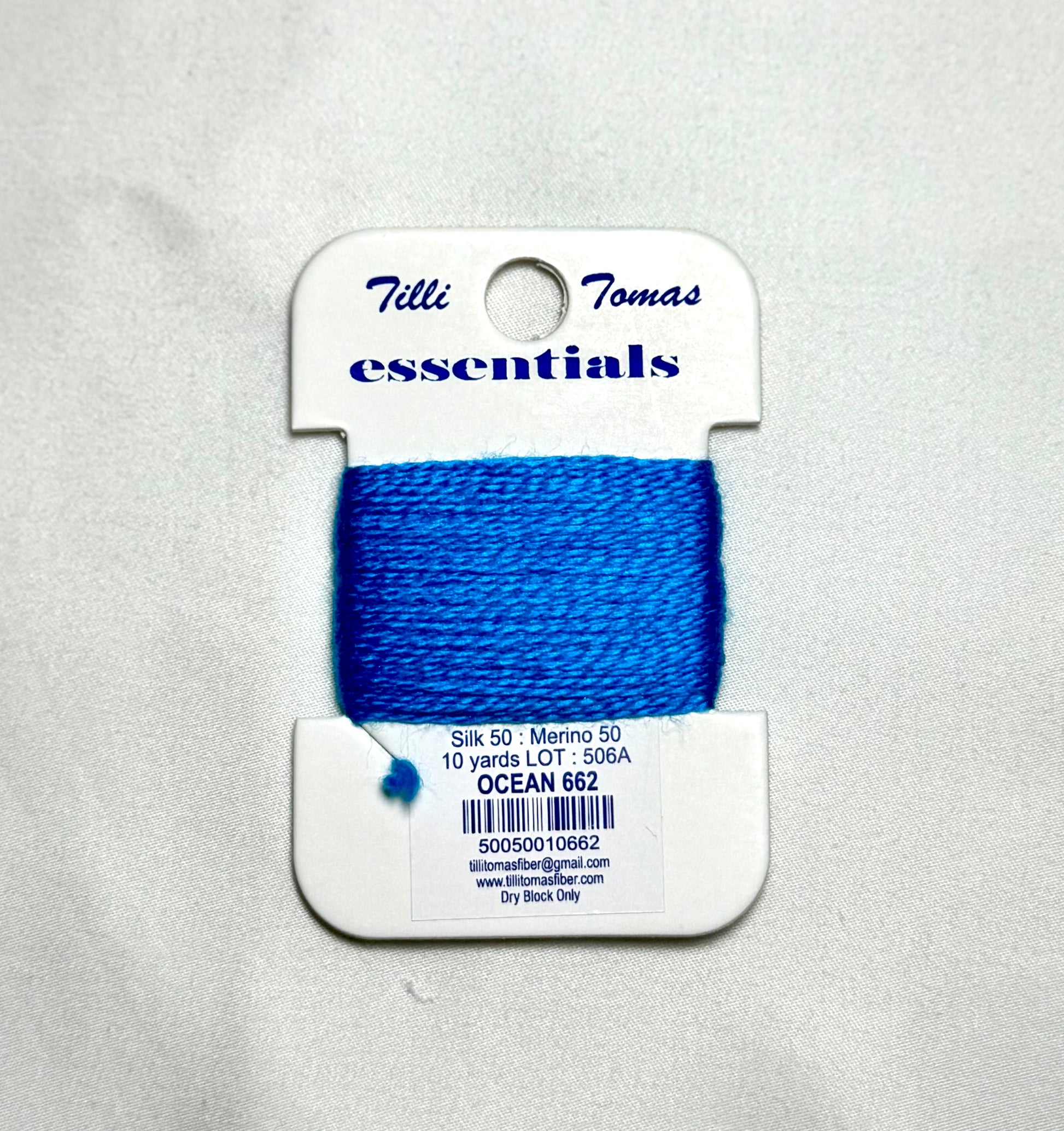 Essentials Card - Ocean (662)